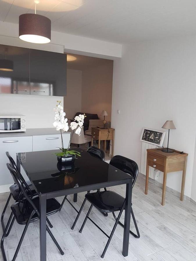 Appartement Re 2 Personnes ชาแตเลยง-ปลาจ ภายนอก รูปภาพ